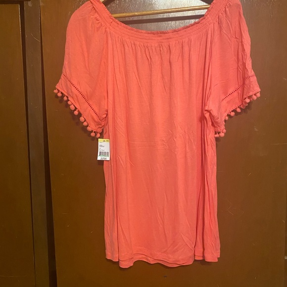 Laura Scott Blouse - Picture 2 of 2